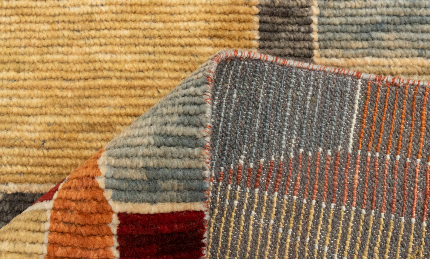 Gabbehs Geometric Modernist 3D Pattern | Buy Online Carpet